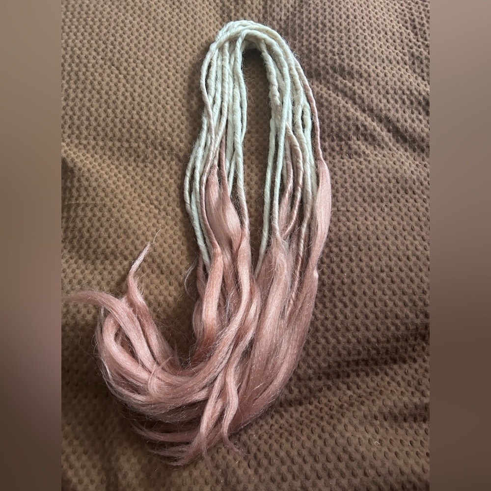 DreadFullHippie Dreadlock Extensions